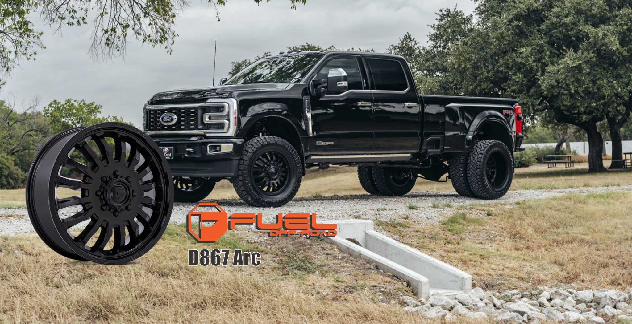 Gloss black dually wheel for heavy duty truck fitment