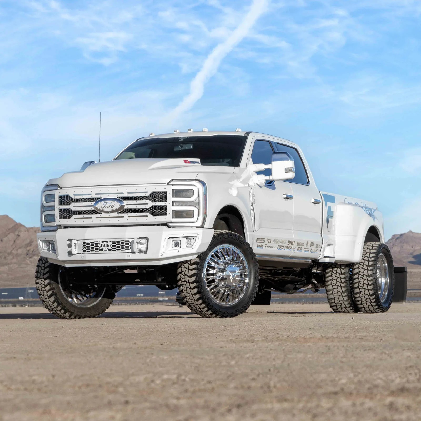 Fittipaldi FDF605P Gloss Black dually truck