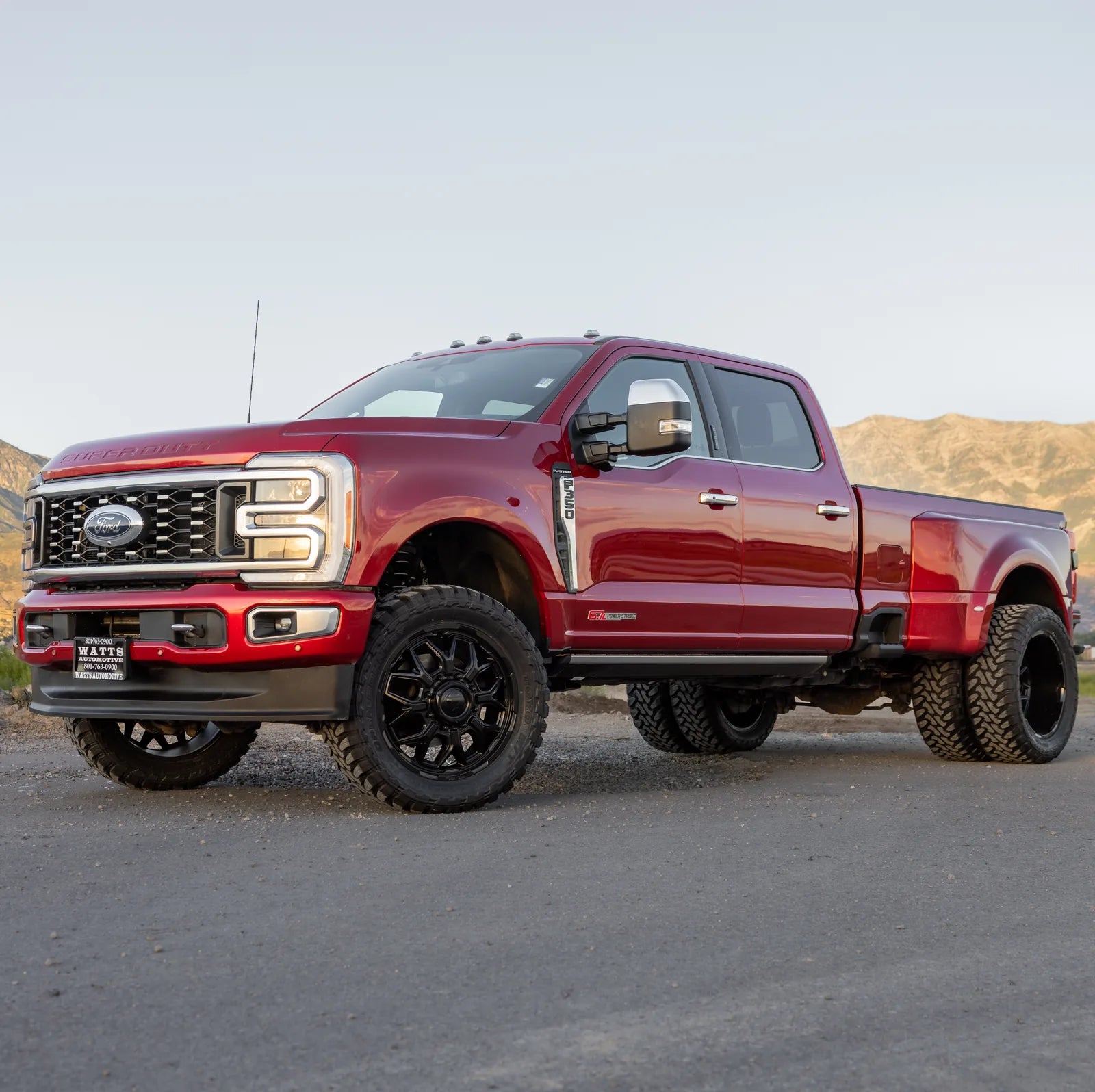 Black dually wheels on a custom heavy duty dually truck
