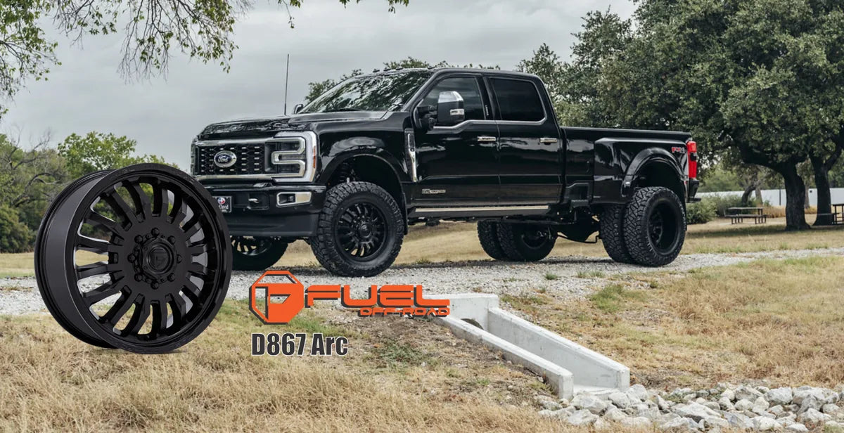 Gloss black dually wheel for heavy duty truck fitment